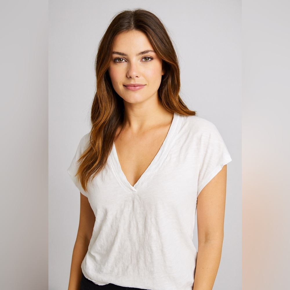 Express Skimming White 💯 % Cotton V-Neck T-Shirt S NWOT